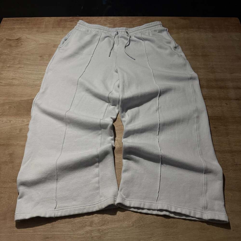 Victoria's Secret PINK White Wide Leg Fleece Sweatpants Size XL